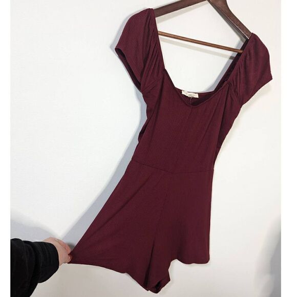 NWT LA Hearts Pacsun Maroon Ribbed Shortsleeve Romper - Picture 5 of 9